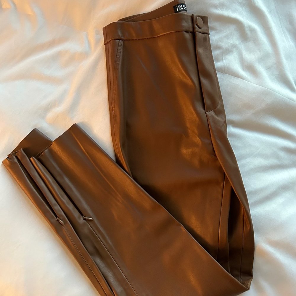 Zara High Waisted Brown Leather pants M